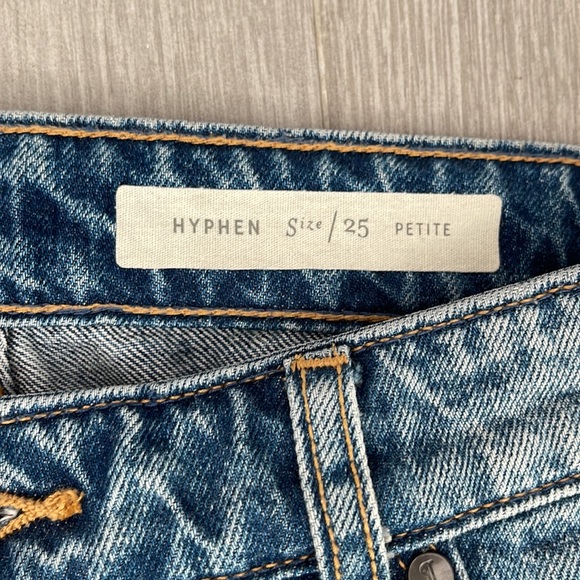 Anthro Pilcro and the Letterpress Hyphen Fringe Jeans - Picture 4 of 5